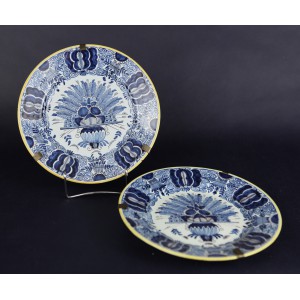 Talerze – para  fajans Delft  XVIII w.